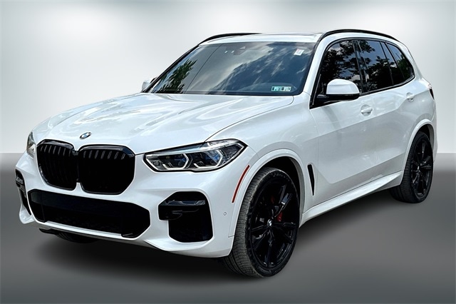 Used 2022 BMW X5 M50i with VIN 5UXJU4C05N9M74975 for sale in Englewood, NJ