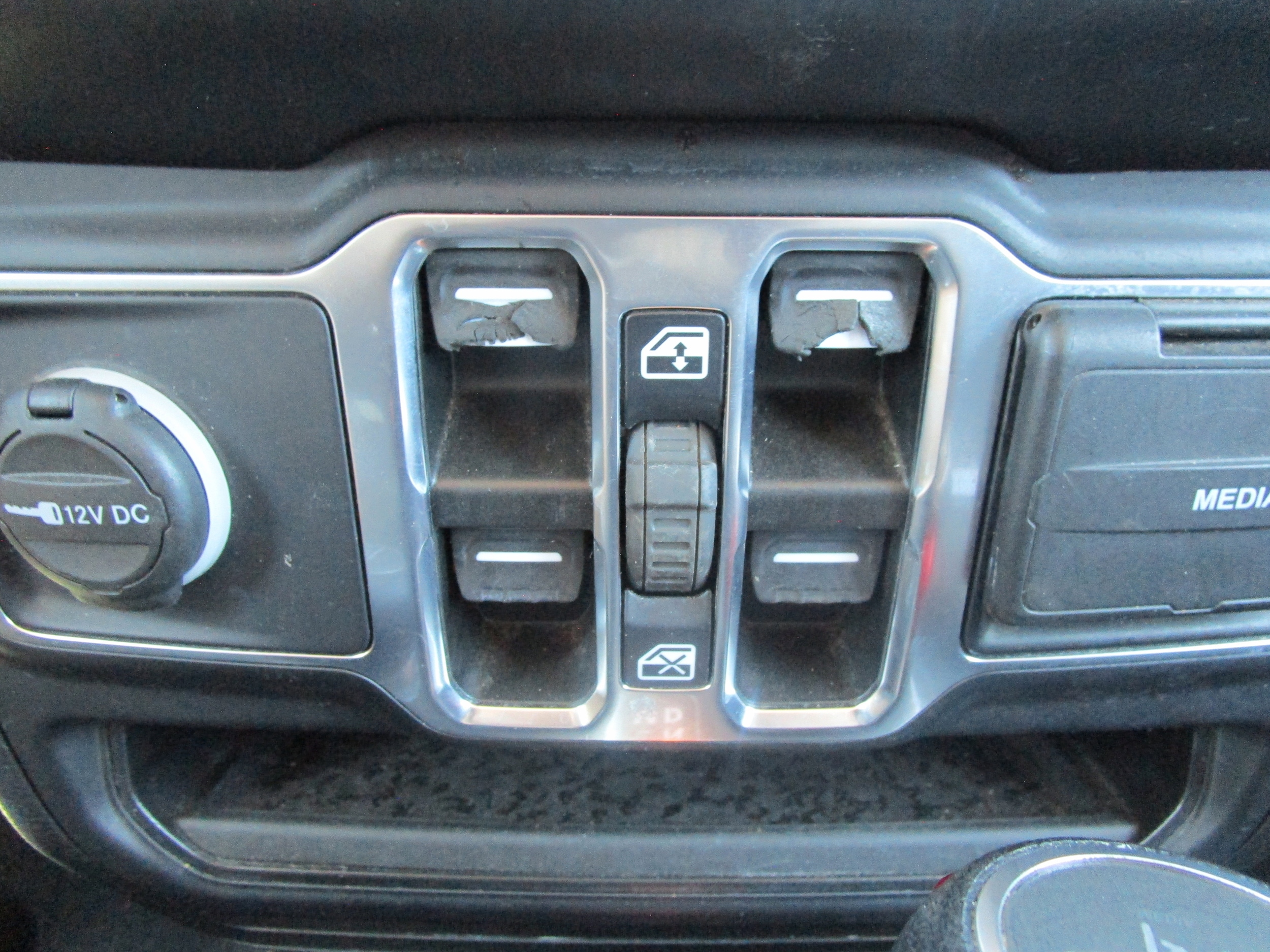 2021 Jeep Wrangler Unlimited Sahara - Photo 14