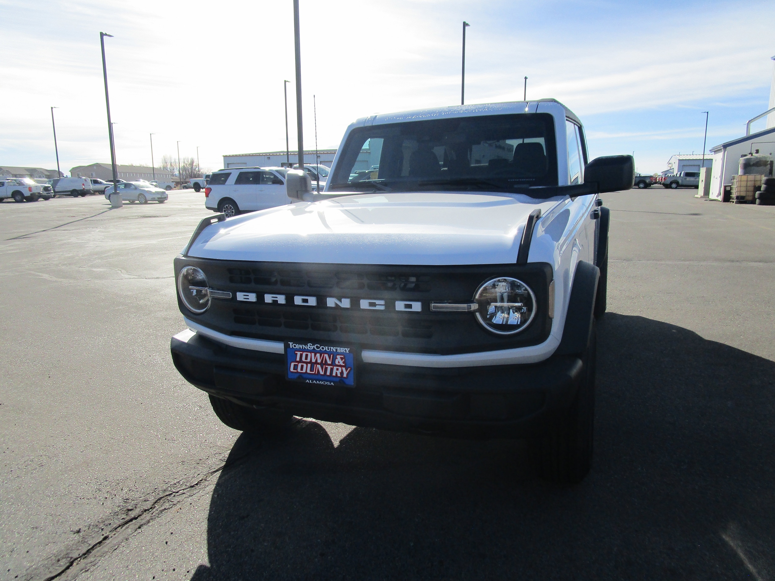 2025 Ford Bronco 4-Door Big Bend's photo