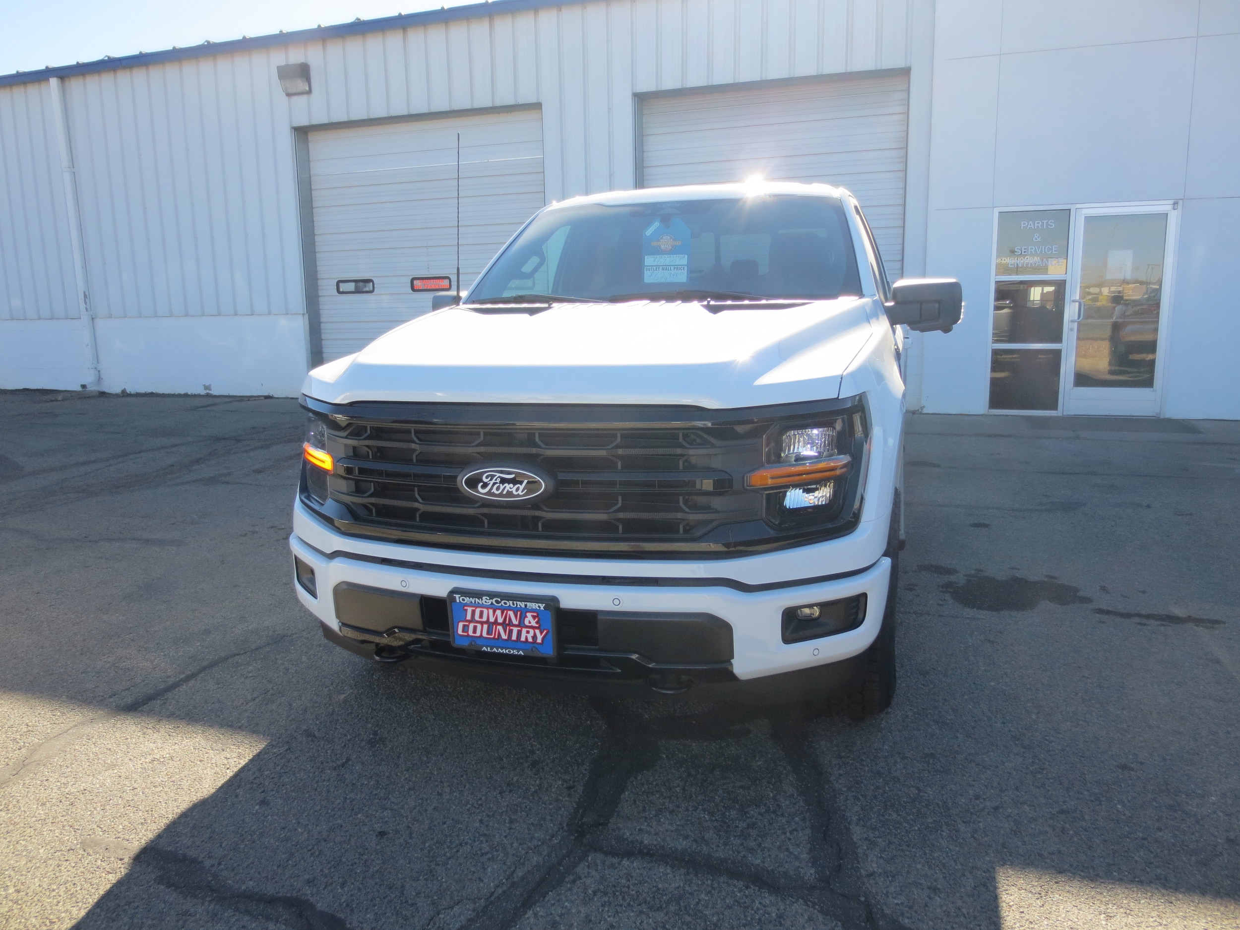 2025 Ford F-150 XLT's photo