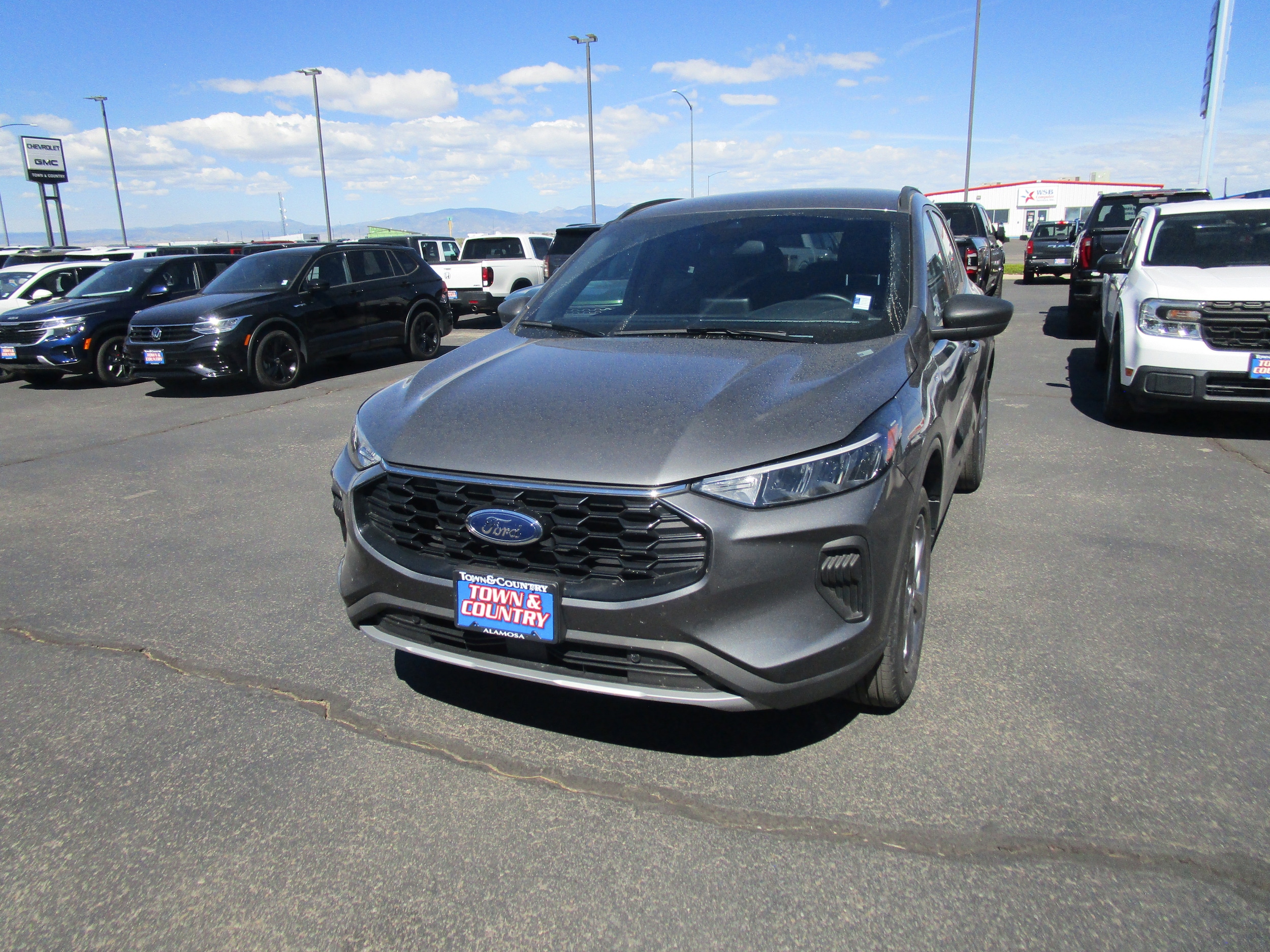 2025 Ford Escape ST-Line AWD's photo