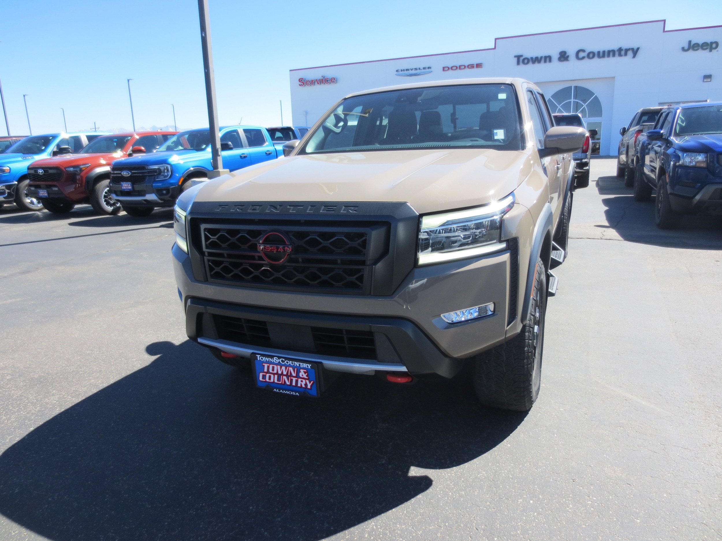 2023 Nissan Frontier