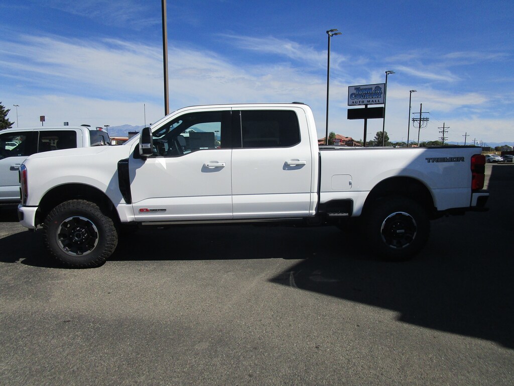New 2026 Ford Super Duty F-250 SRW Platinum Platinum 4WD Crew Cab 6.75 Box