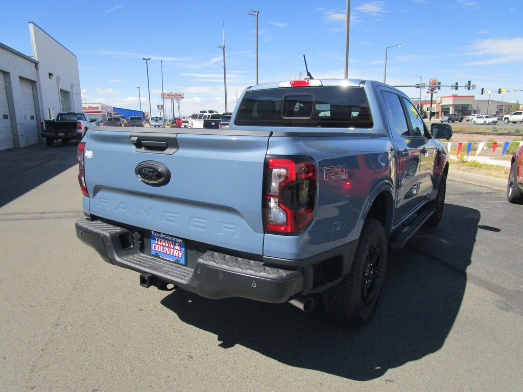New 2025 Ford Ranger LARIAT LARIAT 4WD SuperCrew 5 Box