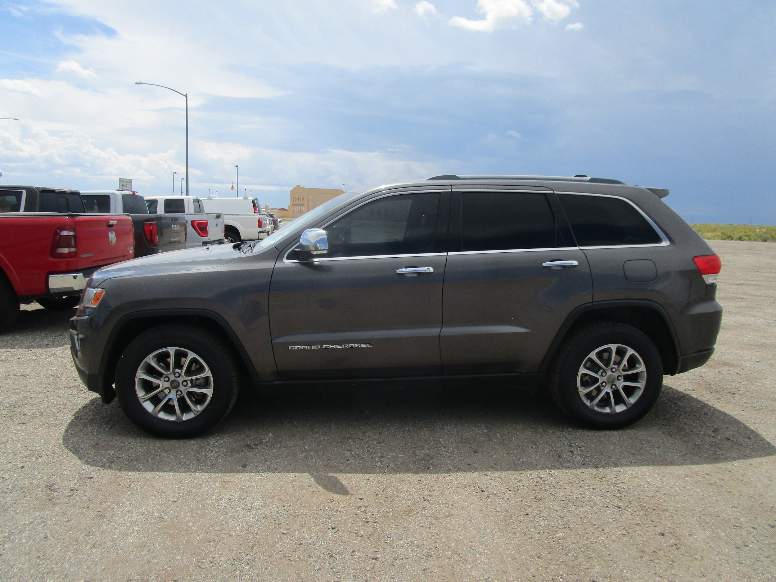 Used 2015 Jeep Grand Cherokee Limited with VIN 1C4RJFBG5FC866852 for sale in Alamosa, CO