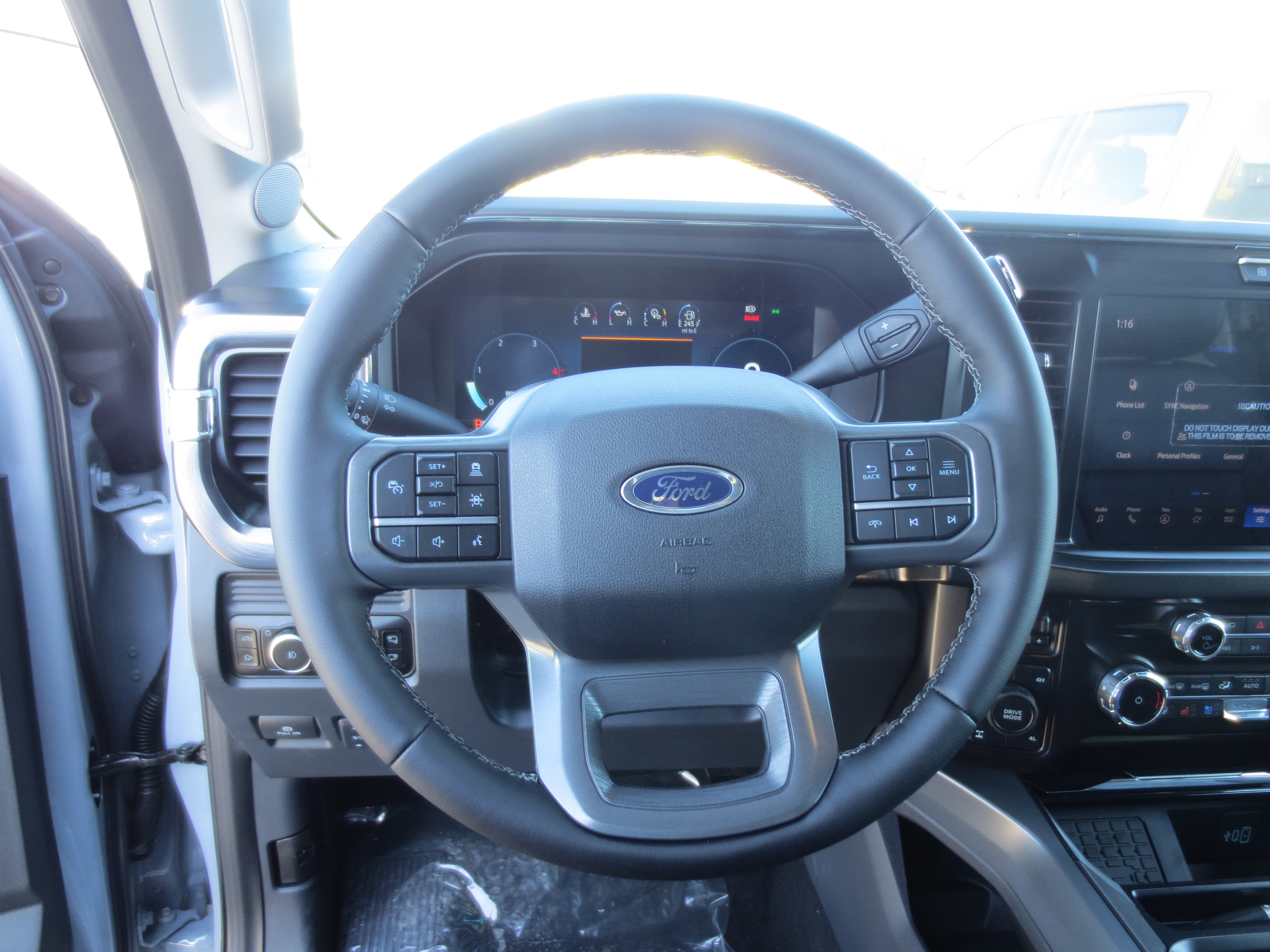 2026 Ford F-250 Super Duty Lariat - Photo 6