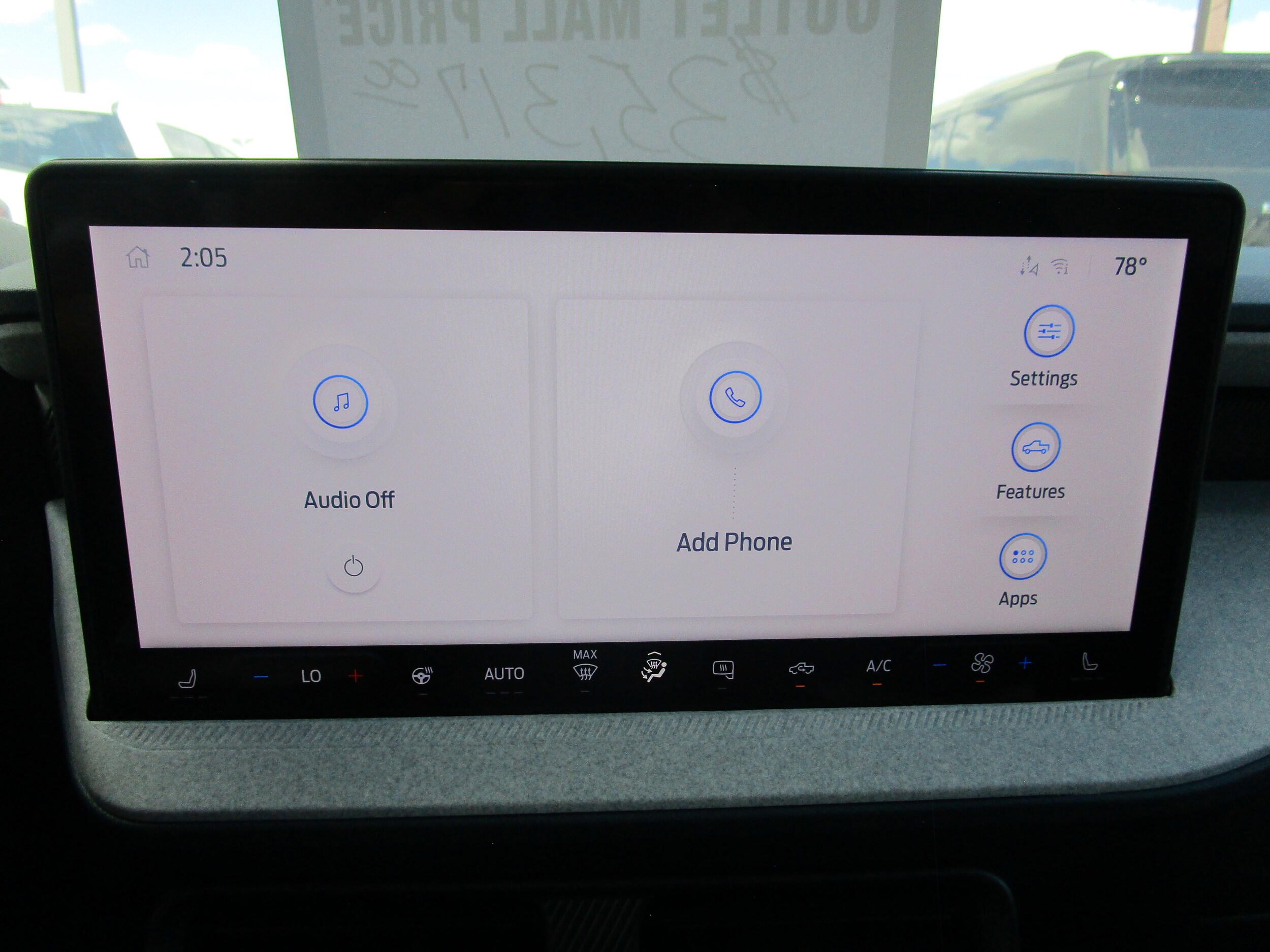 2025 Ford Maverick XLT - Photo 10