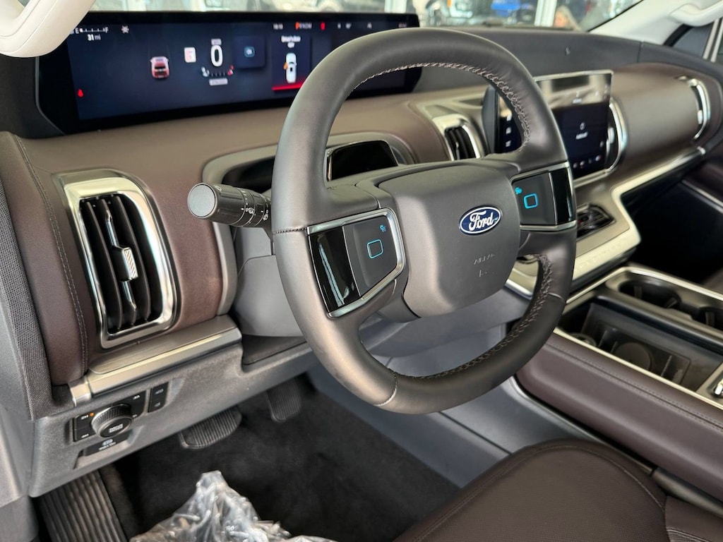 New 2027 Ford Expedition Platinum SUV