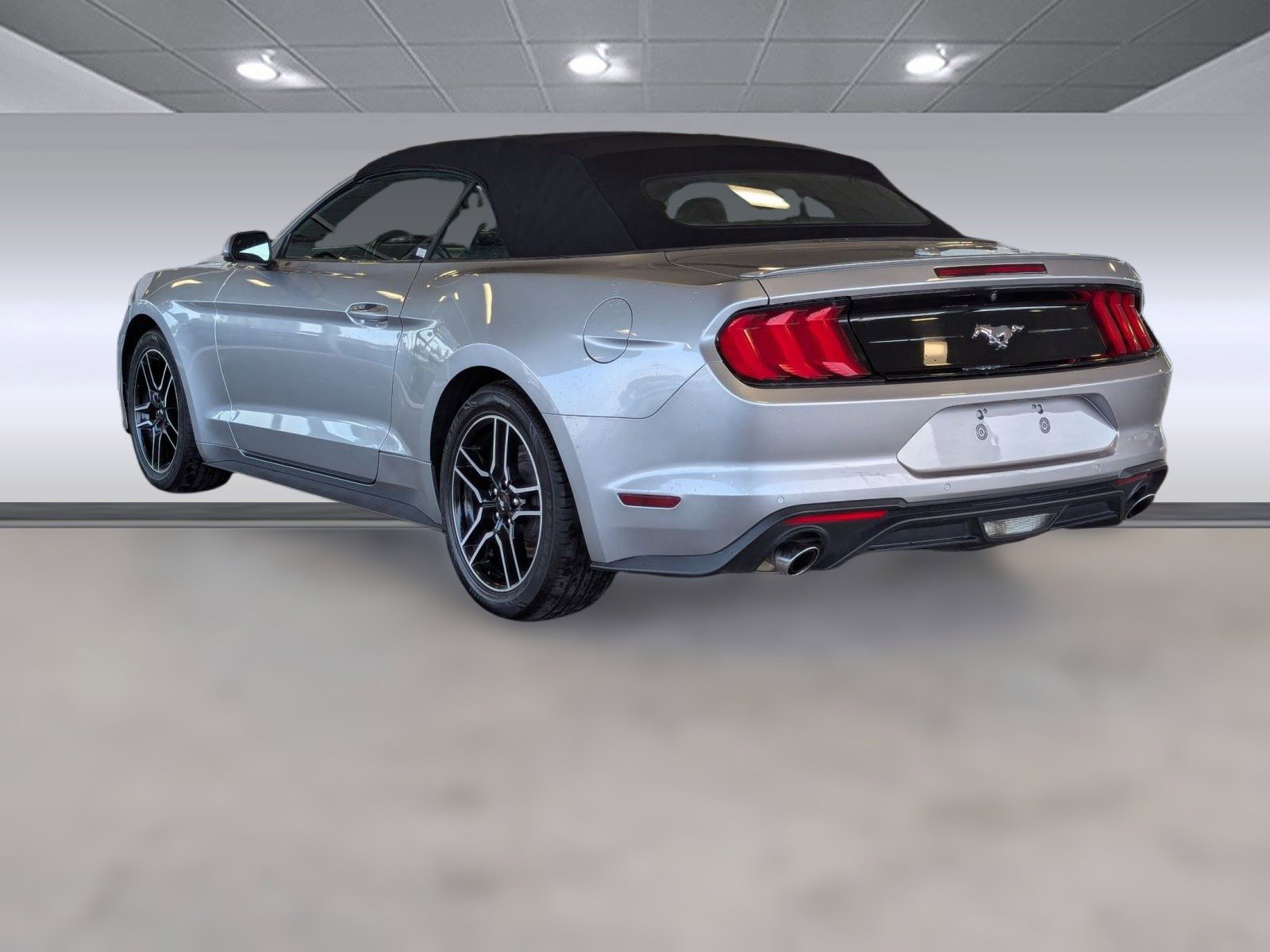 2022 Ford Mustang EcoBoost Premium Convertible photo 2