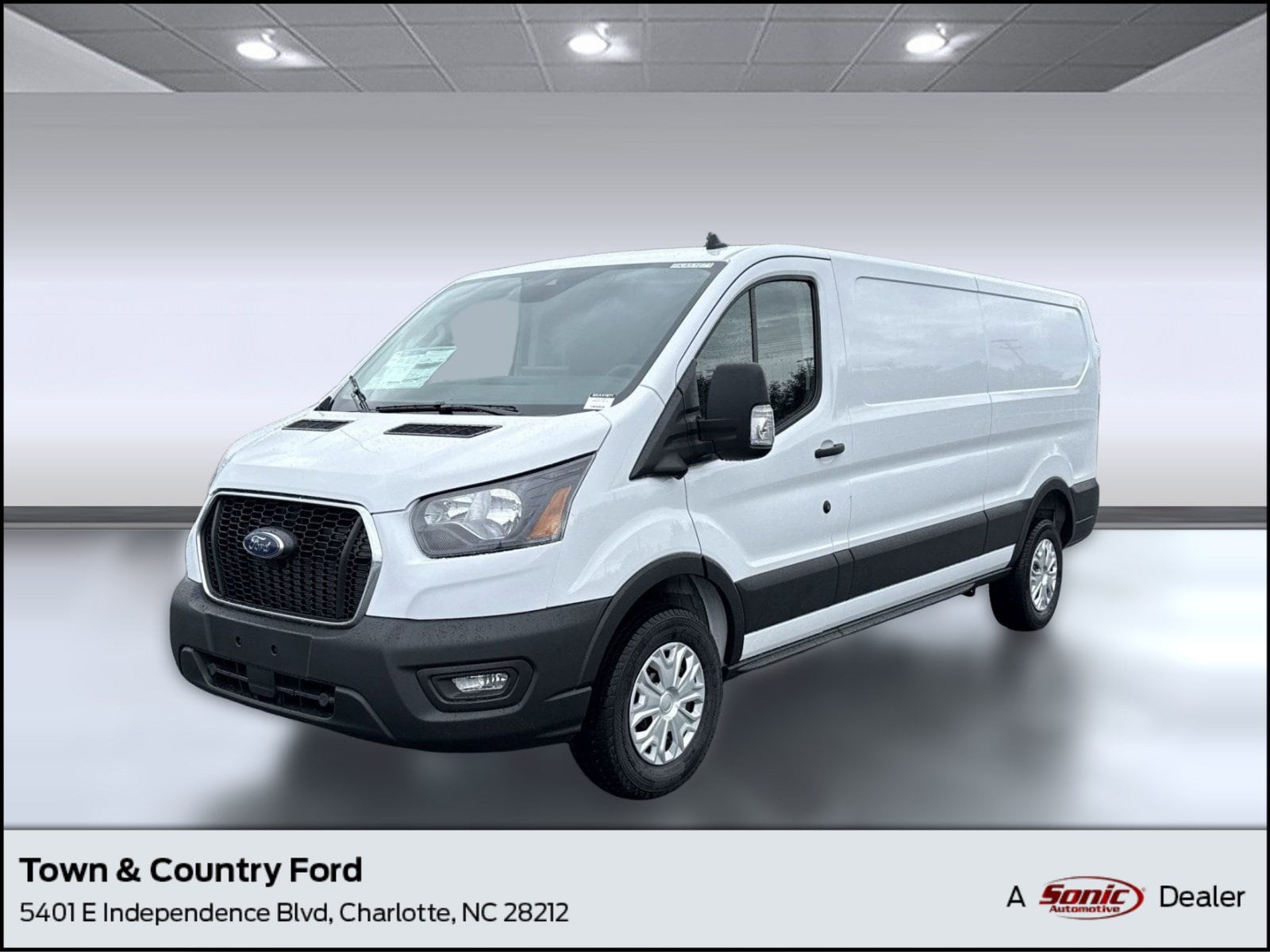 2025 Ford Transit Base's photo