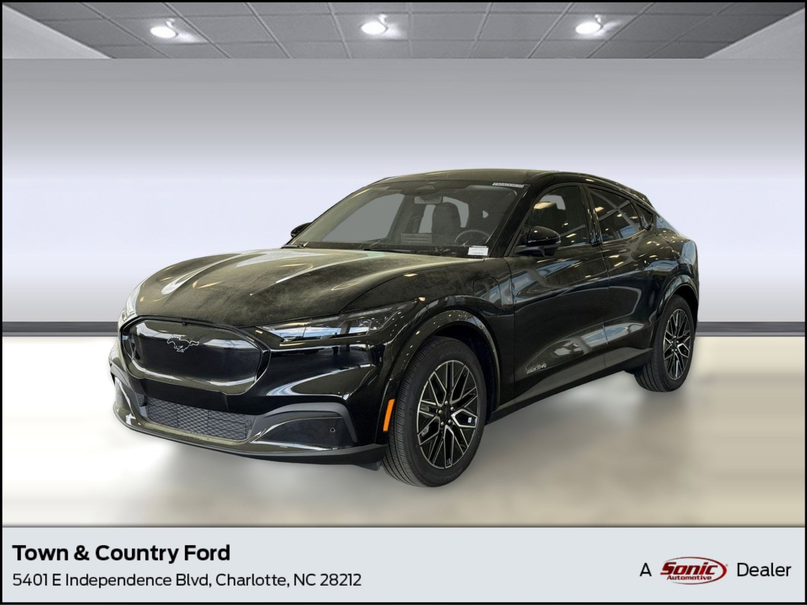 2026 Ford Mustang-Mach-e Premium's photo