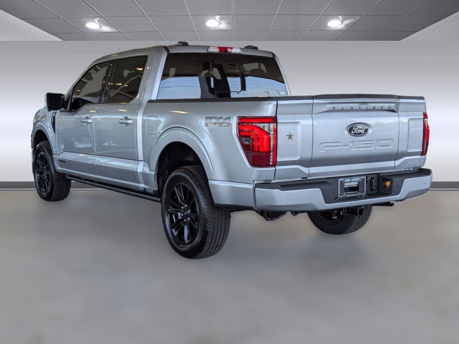2025 Ford F-150 Platinum photo 3