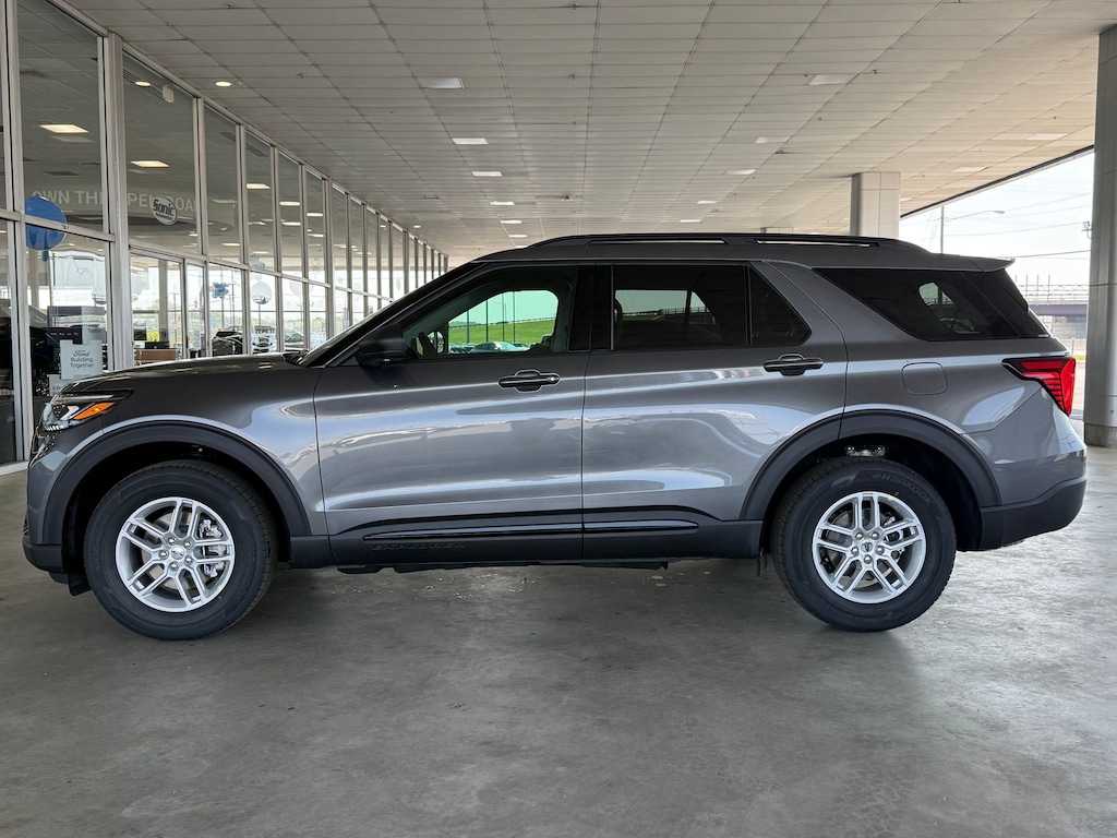 New 2026 Ford Explorer Active w/200A Pkg SUV