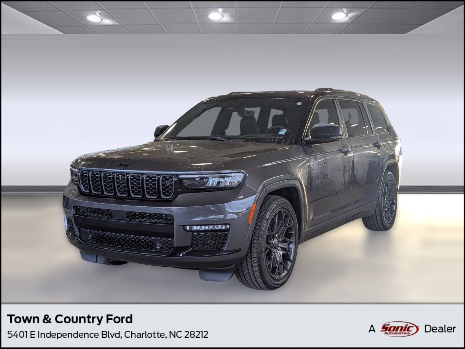 2023 Jeep Grand Cherokee L Summit Reserve's photo