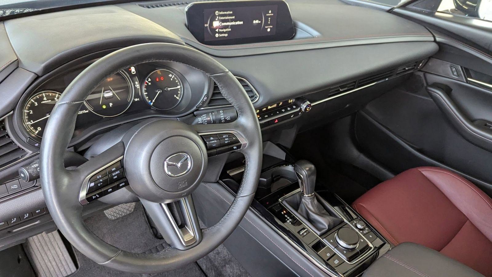 2024 Mazda CX-30 2.5 S Carbon photo 4