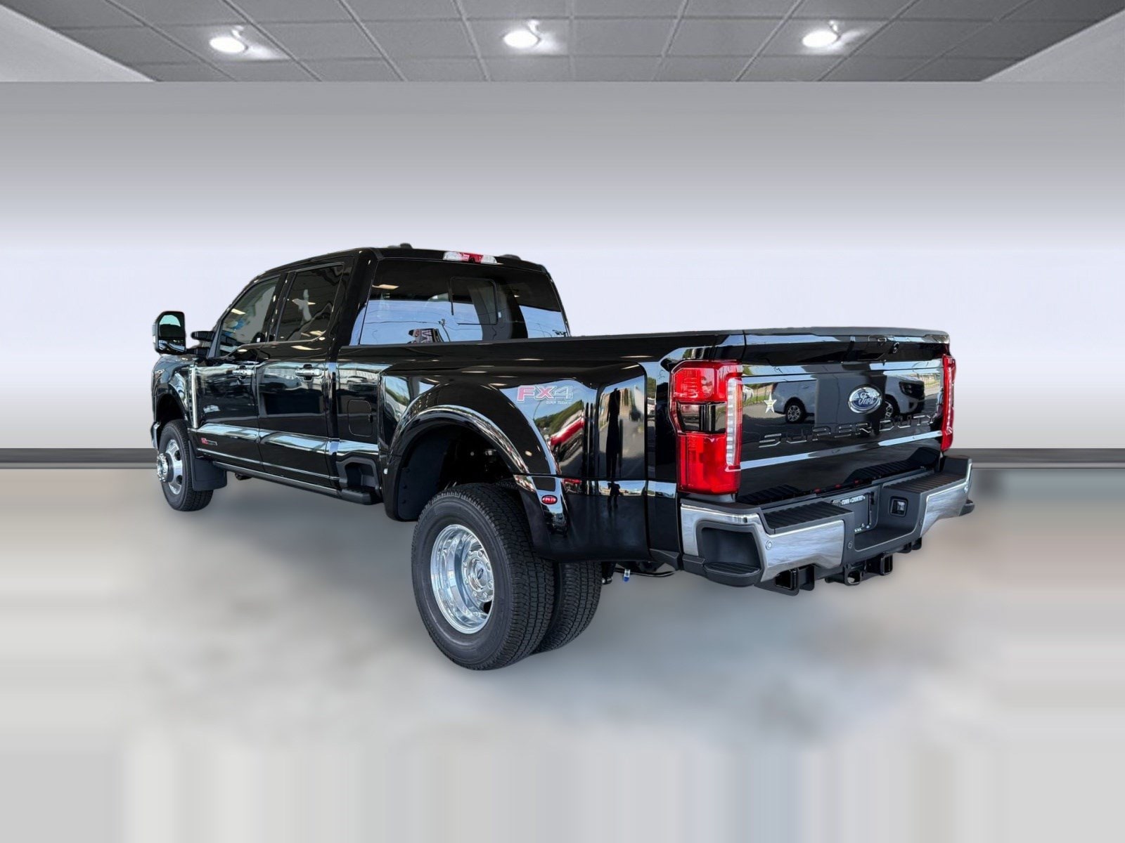 2026 Ford F-350 LARIAT Truck Crew Cab