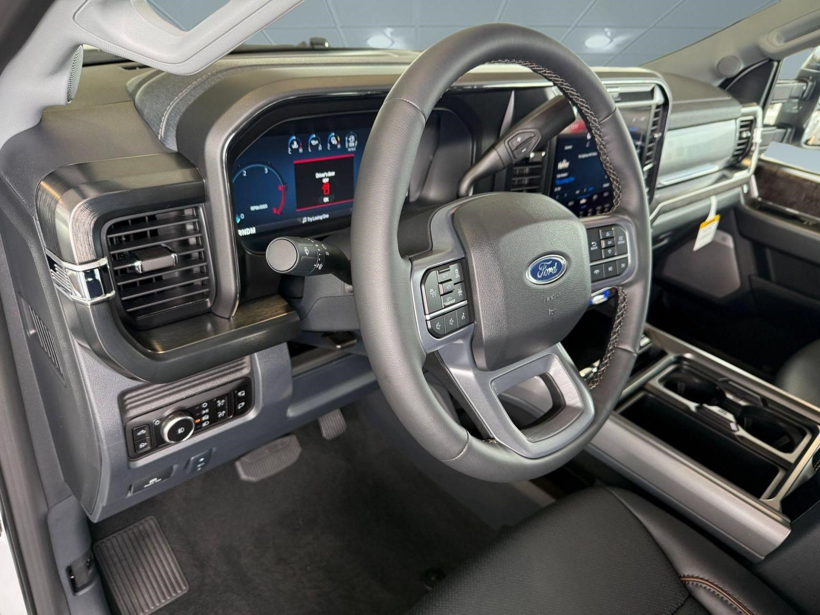 2026 Ford F-350 LARIAT Truck Crew Cab