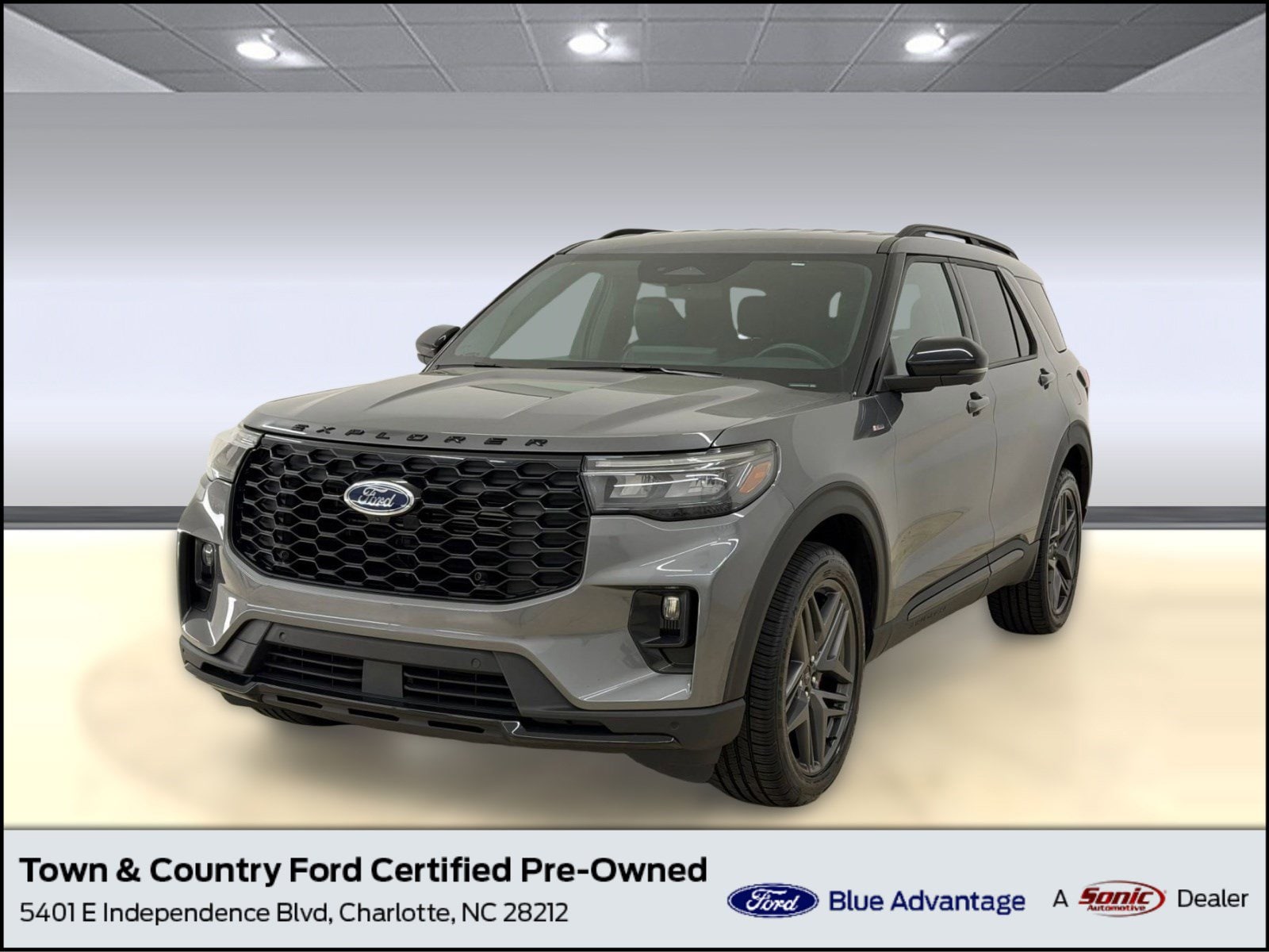 2025 Ford Explorer ST-LINE 4WD (PL535)'s photo