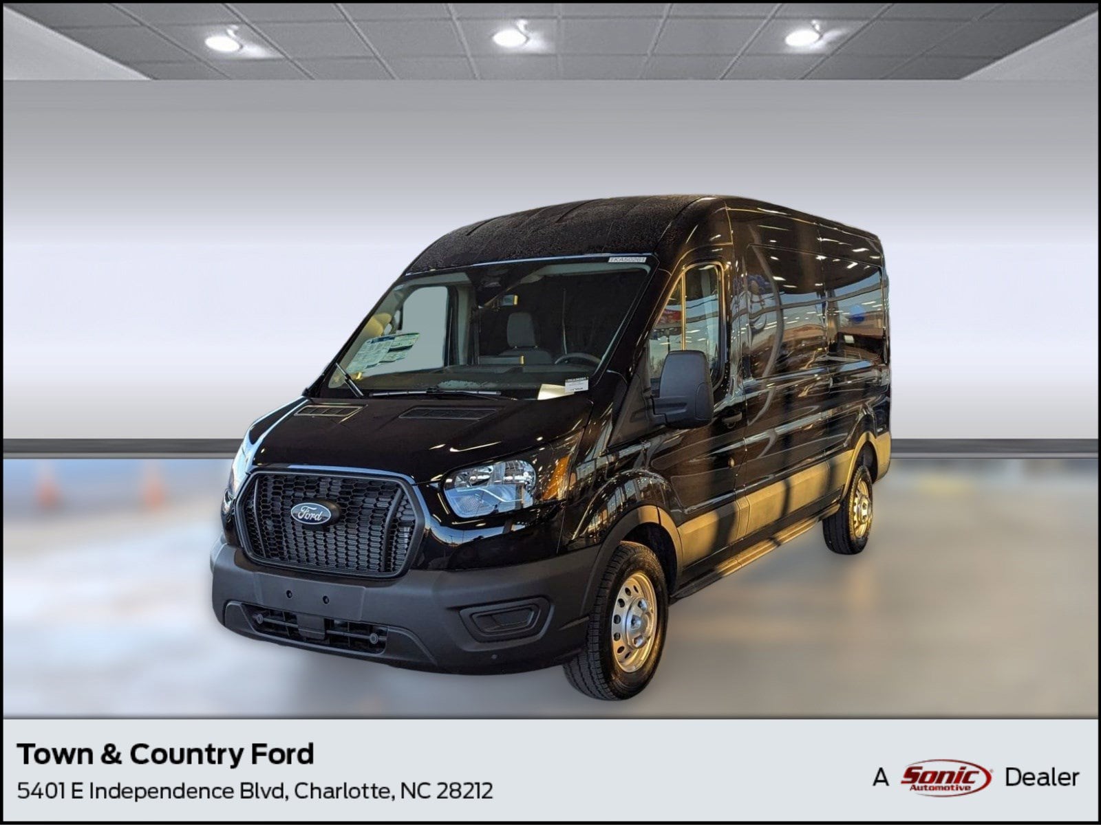 2026 Ford Transit Base's photo