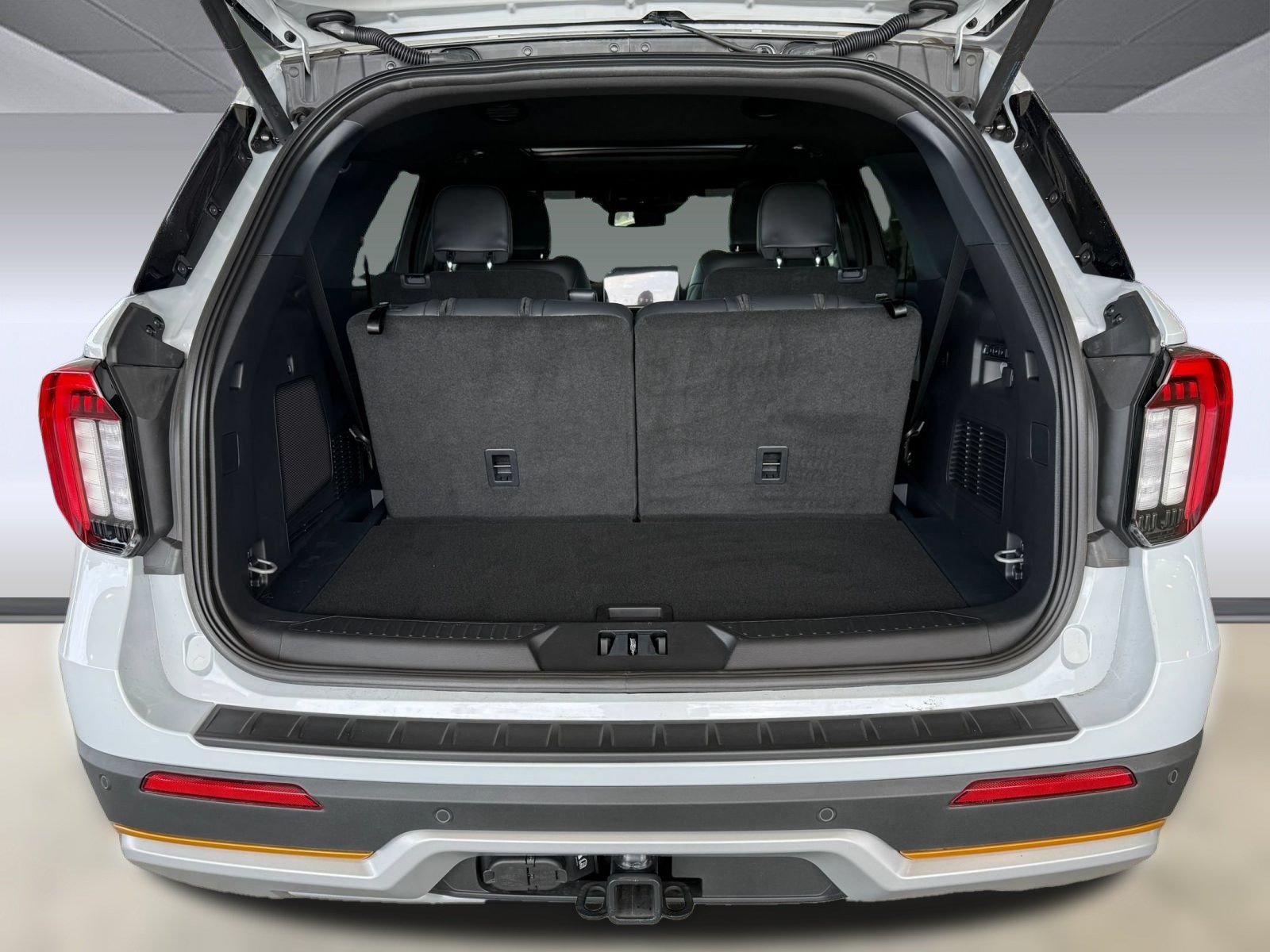 2026 Ford Explorer Tremor - Photo 28