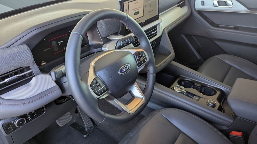 New 2026 Ford Explorer Active w/100A Pkg SUV