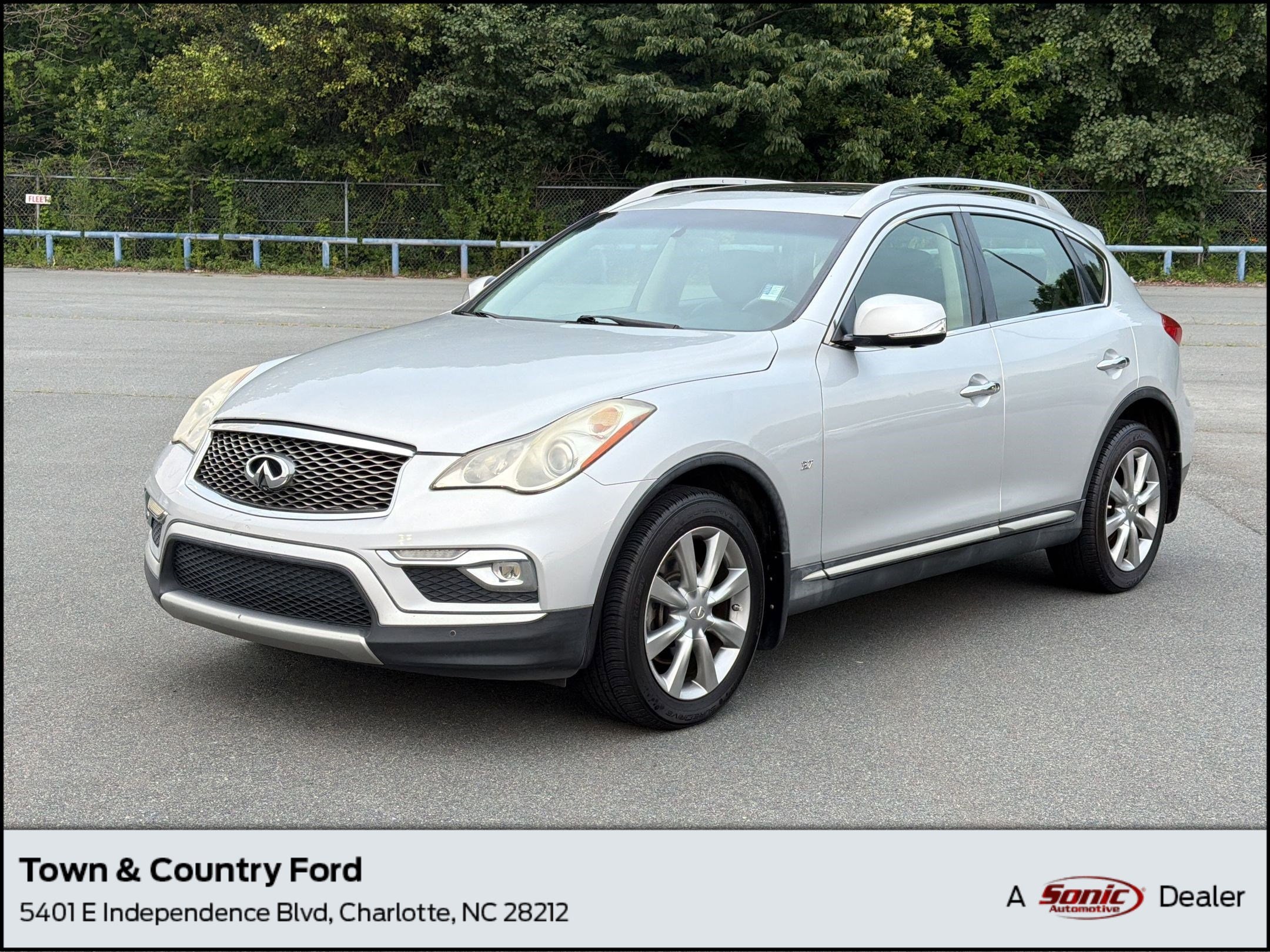 2016 INFINITI QX50 AWD's photo