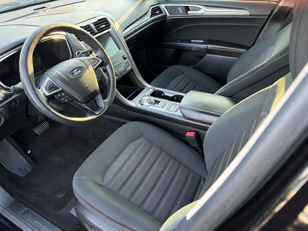 Certified 2020 Ford Fusion Hybrid SE Sedan