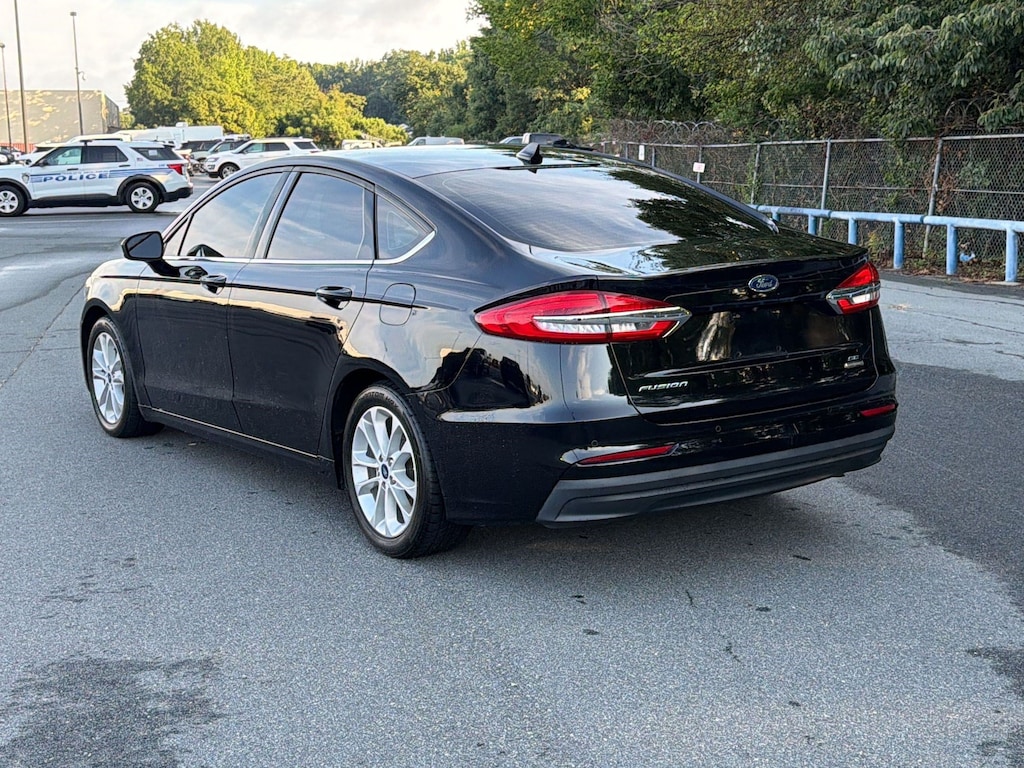 Certified 2020 Ford Fusion Hybrid SE Sedan