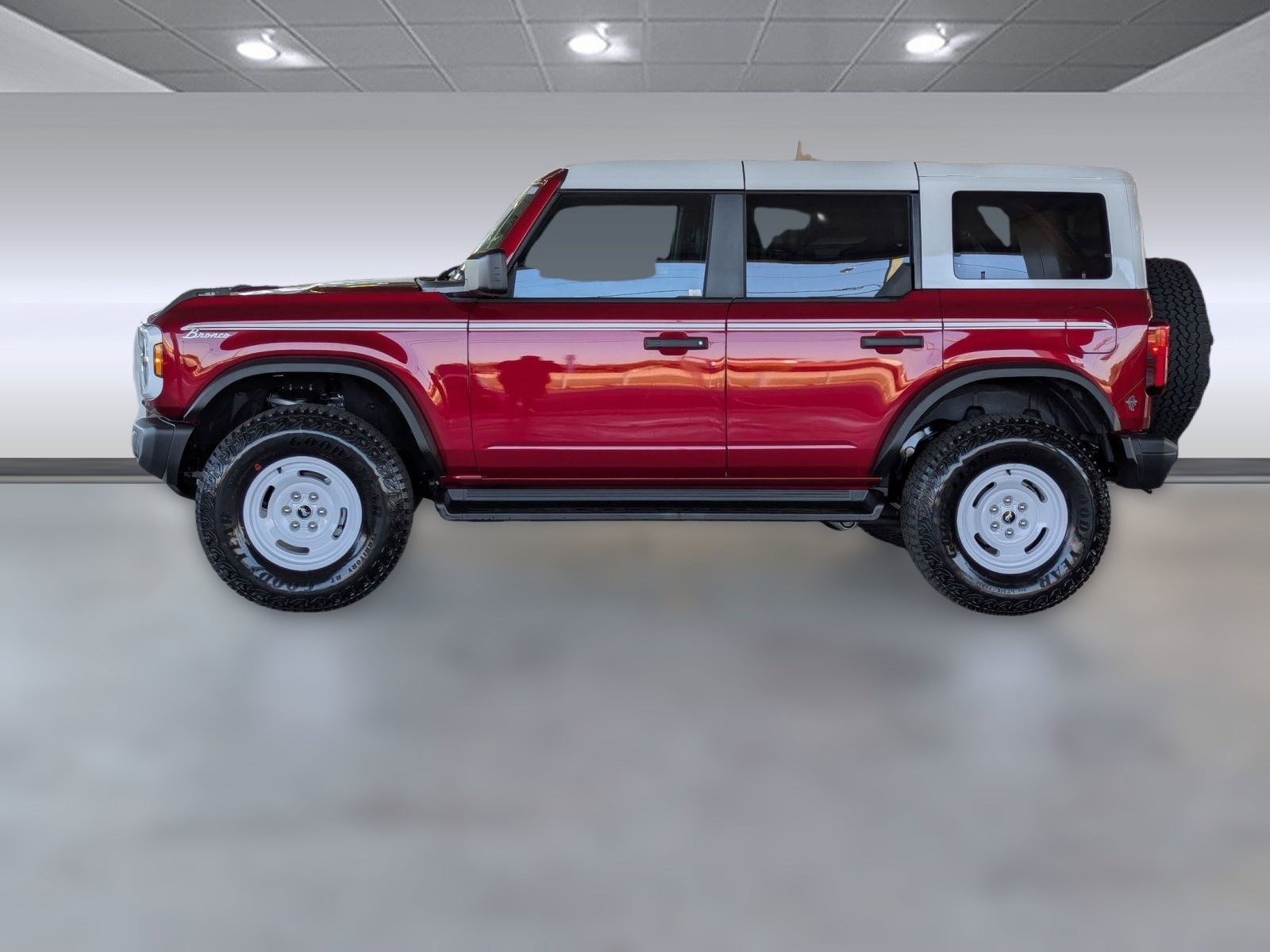 2025 Ford Bronco Heritage First Edition photo 2