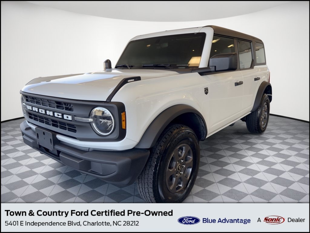 2025 Ford Bronco SUV 