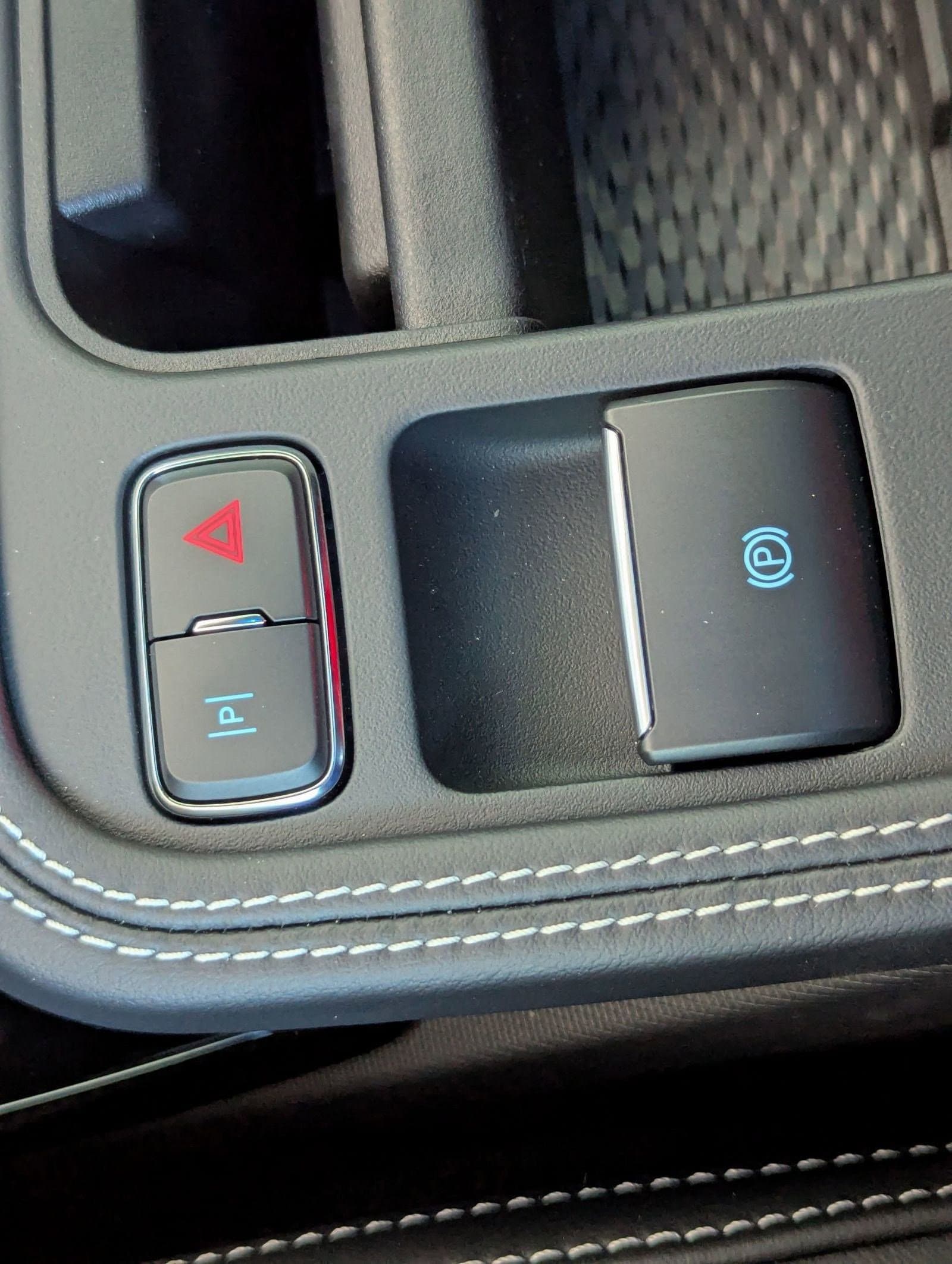 2025 Ford Mustang Mach-E GT - Photo 27