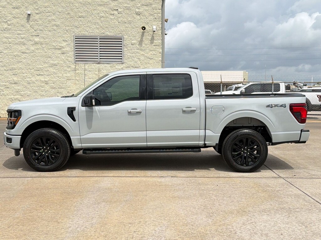 New 2026 Ford F-150 XLT Truck SuperCrew Cab