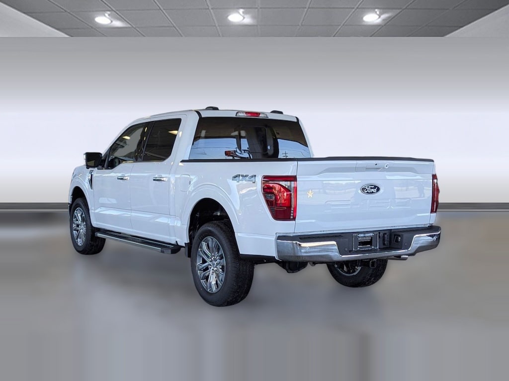 New 2025 Ford F-150 LARIAT Truck SuperCrew Cab