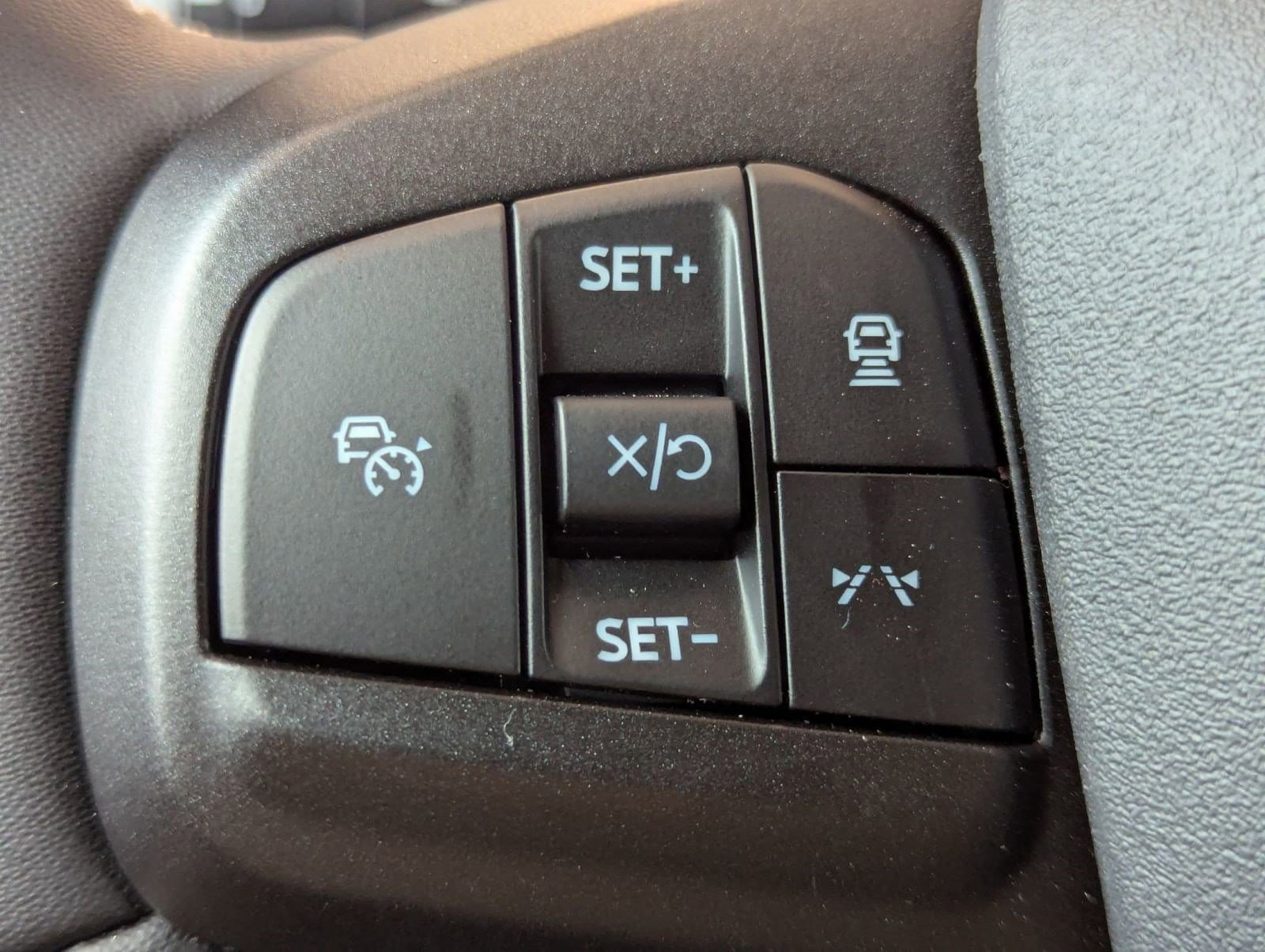 2025 Ford Mustang Mach-E GT - Photo 17