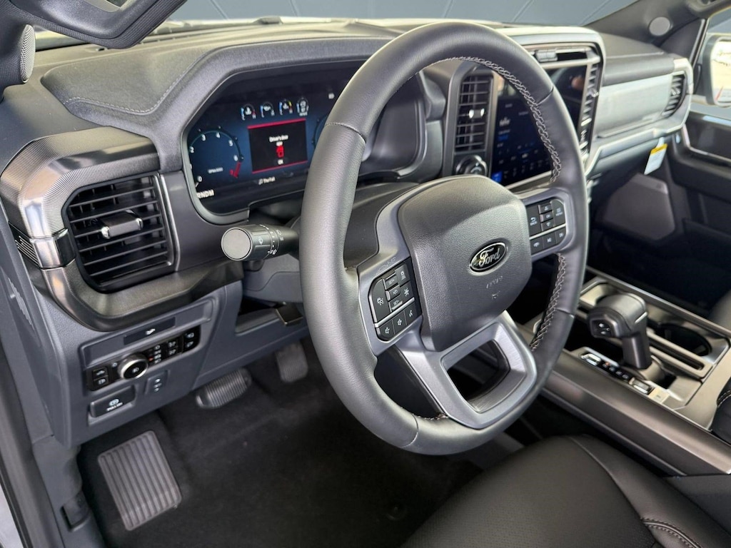 New 2026 Ford F-150 LARIAT Truck SuperCrew Cab