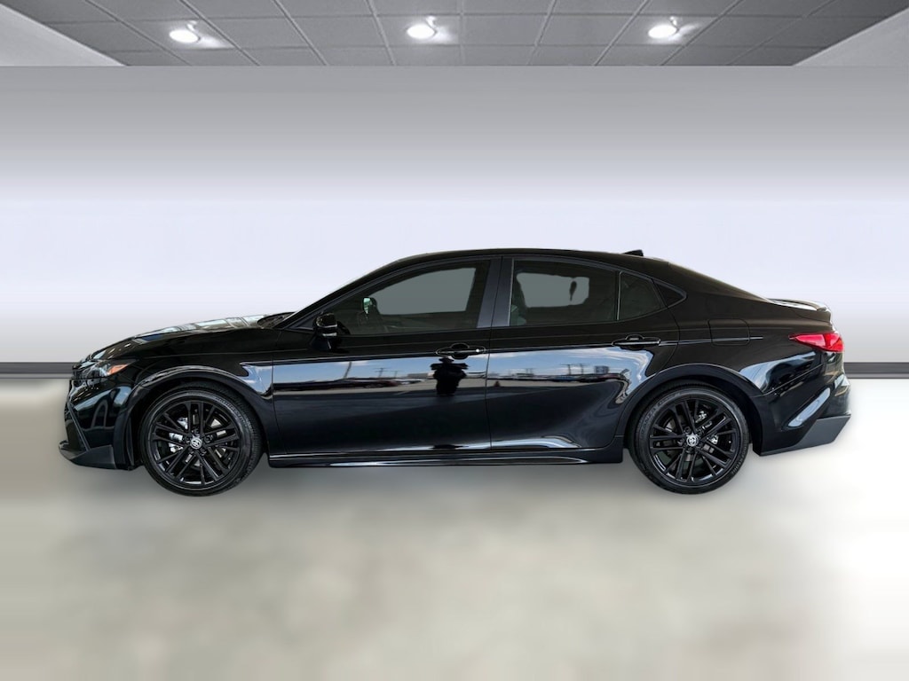 Used 2026 Toyota Camry SE Sedan