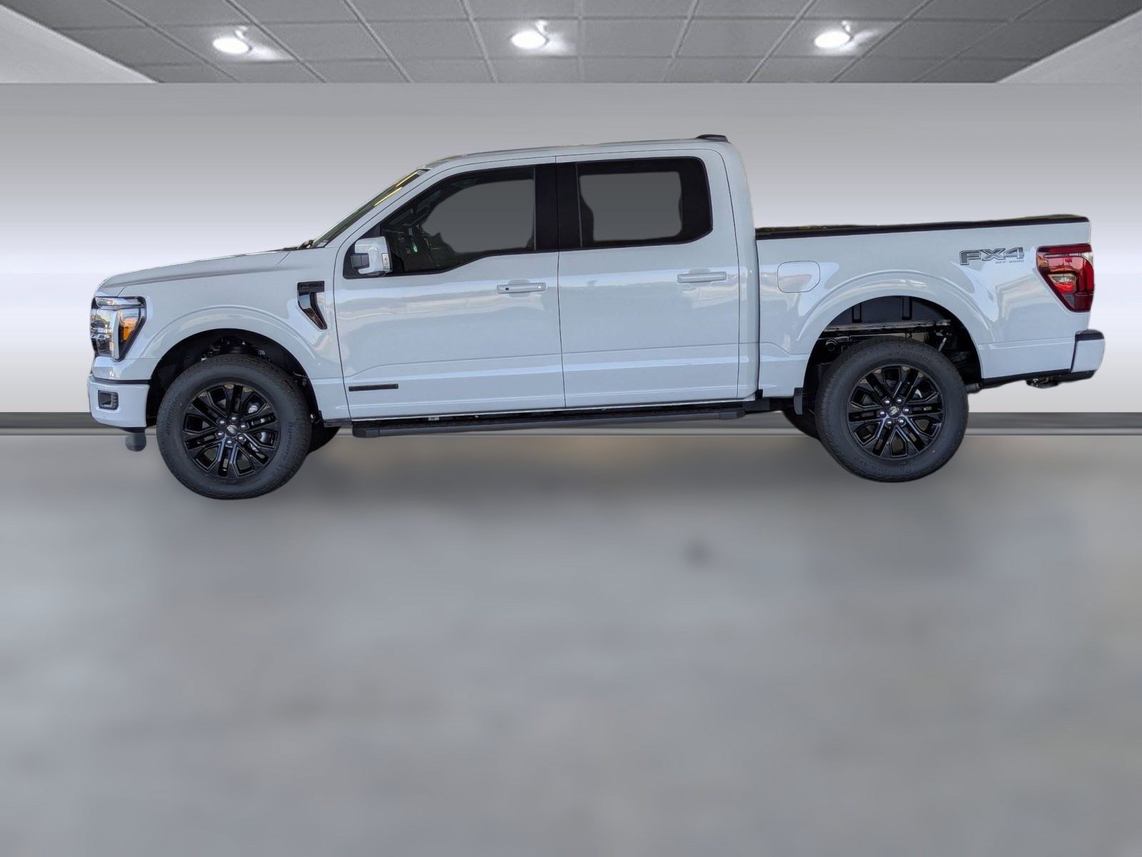 2025 Ford F-150 Lariat photo 2