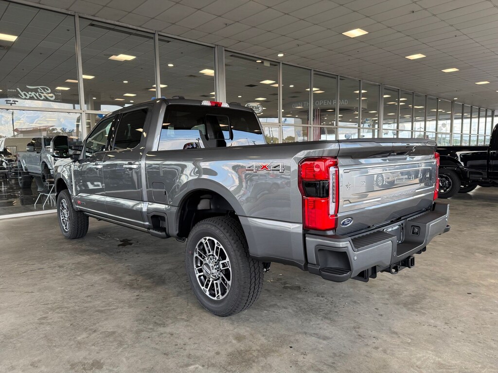New 2026 Ford F-250 Platinum Truck Crew Cab