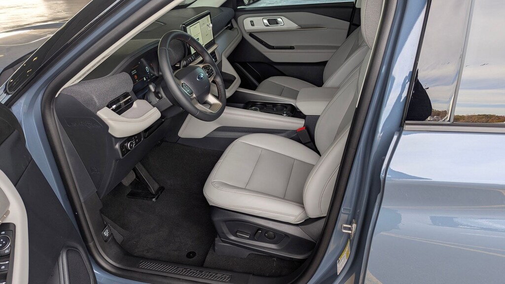 New 2026 Ford Explorer Active SUV