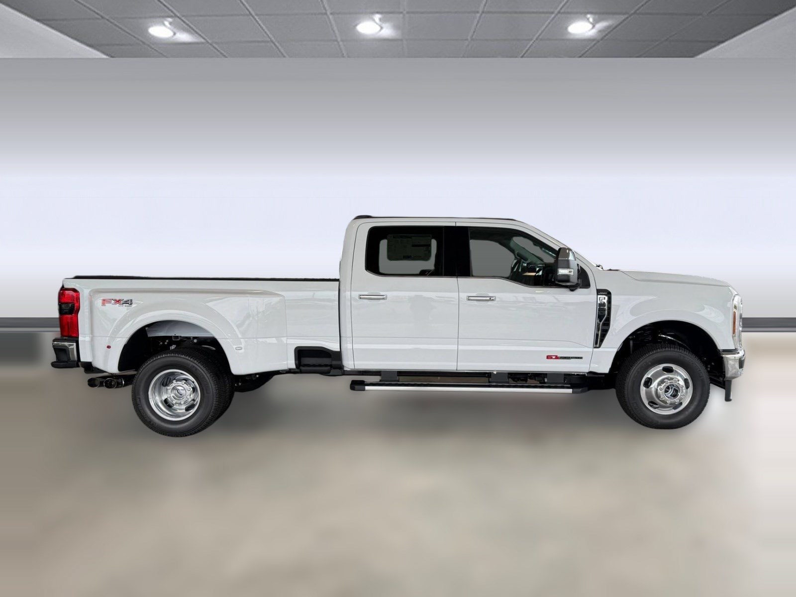 2026 Ford F-350 LARIAT Truck Crew Cab