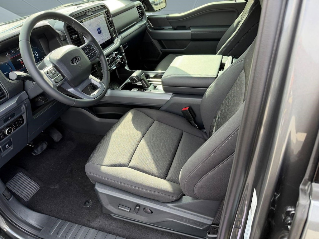 New 2026 Ford F-150 XLT Truck SuperCrew Cab