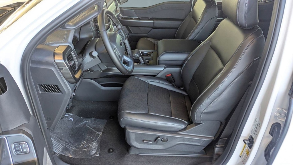 New 2025 Ford F-150 LARIAT Truck SuperCrew Cab