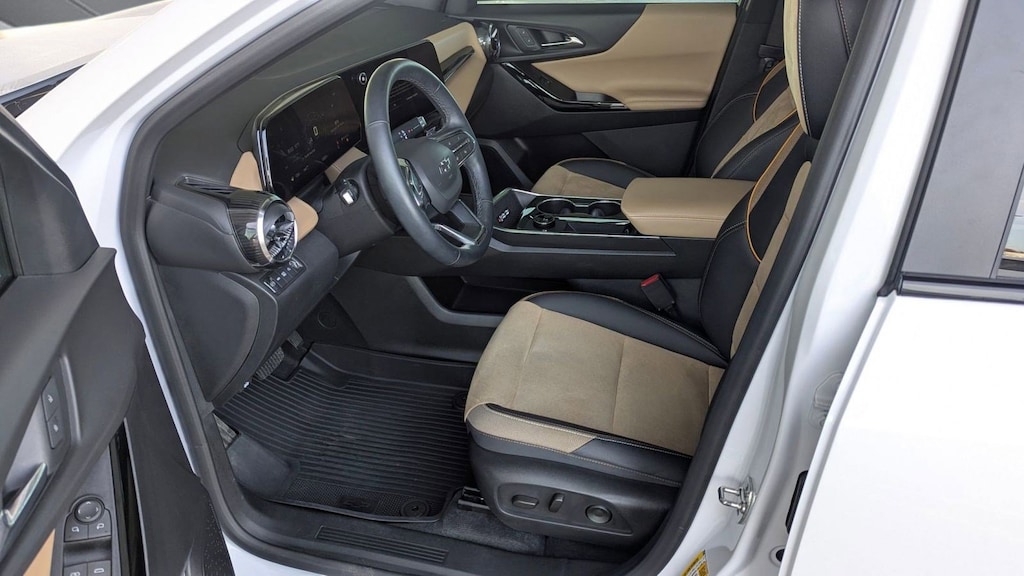 Used 2025 Chevrolet Equinox AWD ACTIV SUV