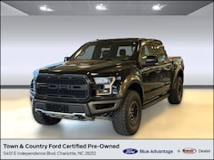 2017 Ford F-150 Raptor Truck SuperCrew Cab