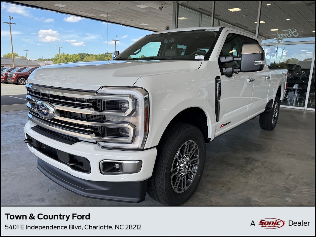 New 2026 Ford F-250 LARIAT Truck Crew Cab