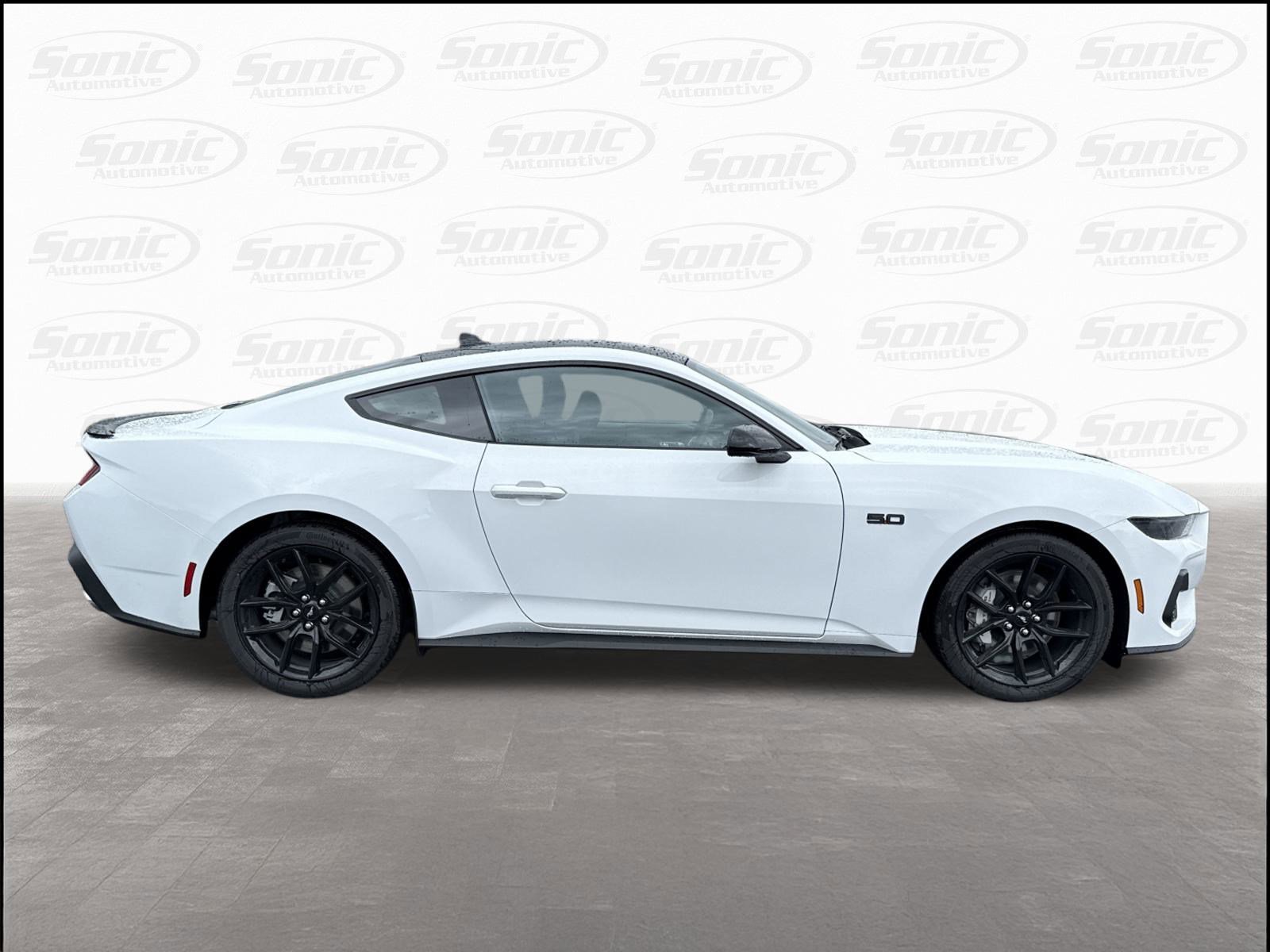2025 Ford Mustang GT photo 2