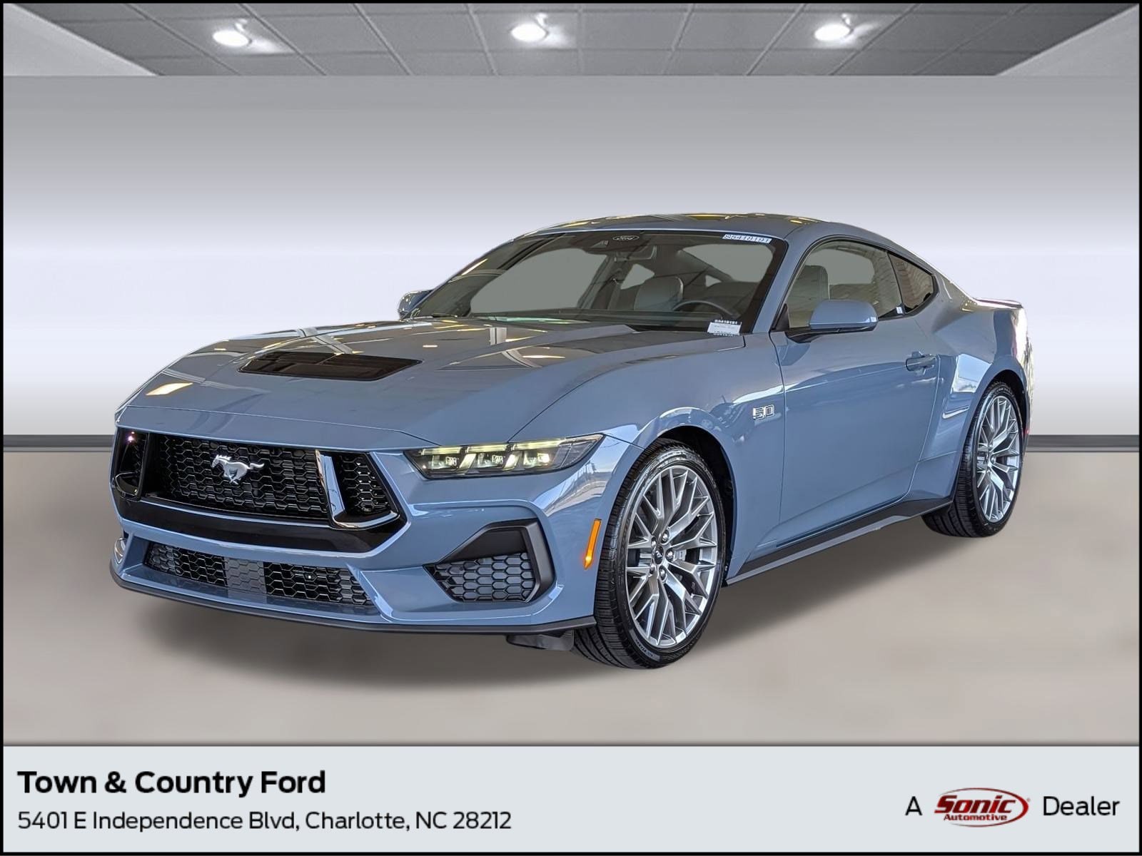 2025 Ford Mustang GT Premium's photo
