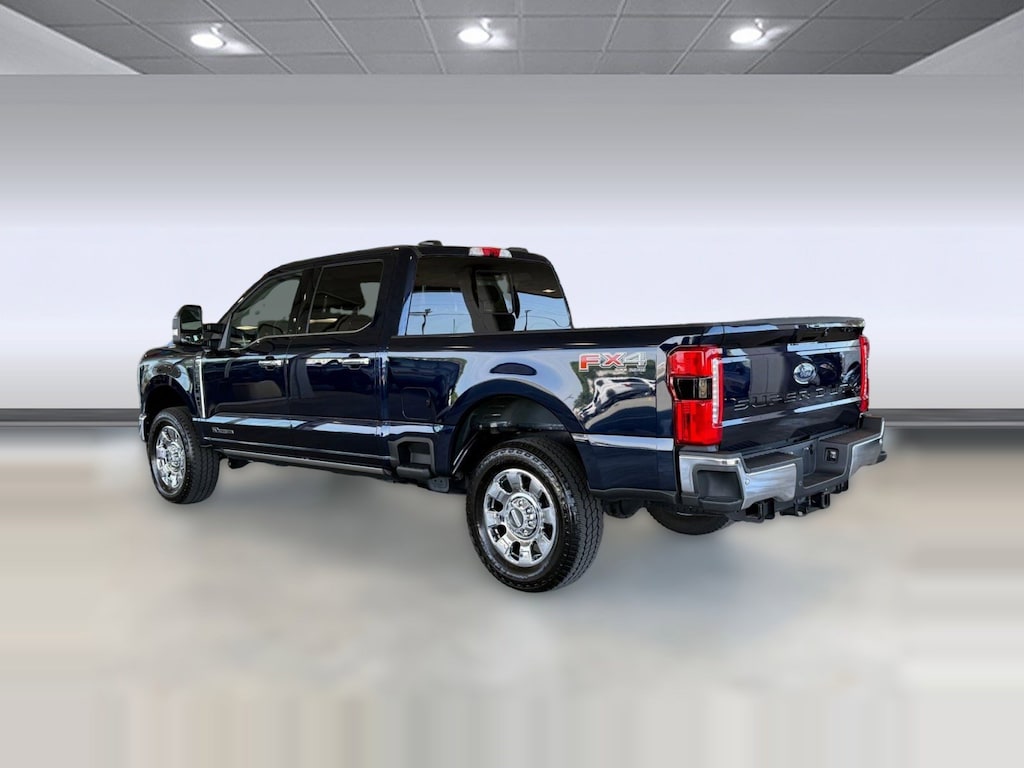 Certified 2025 Ford F-250 LARIAT Truck Crew Cab