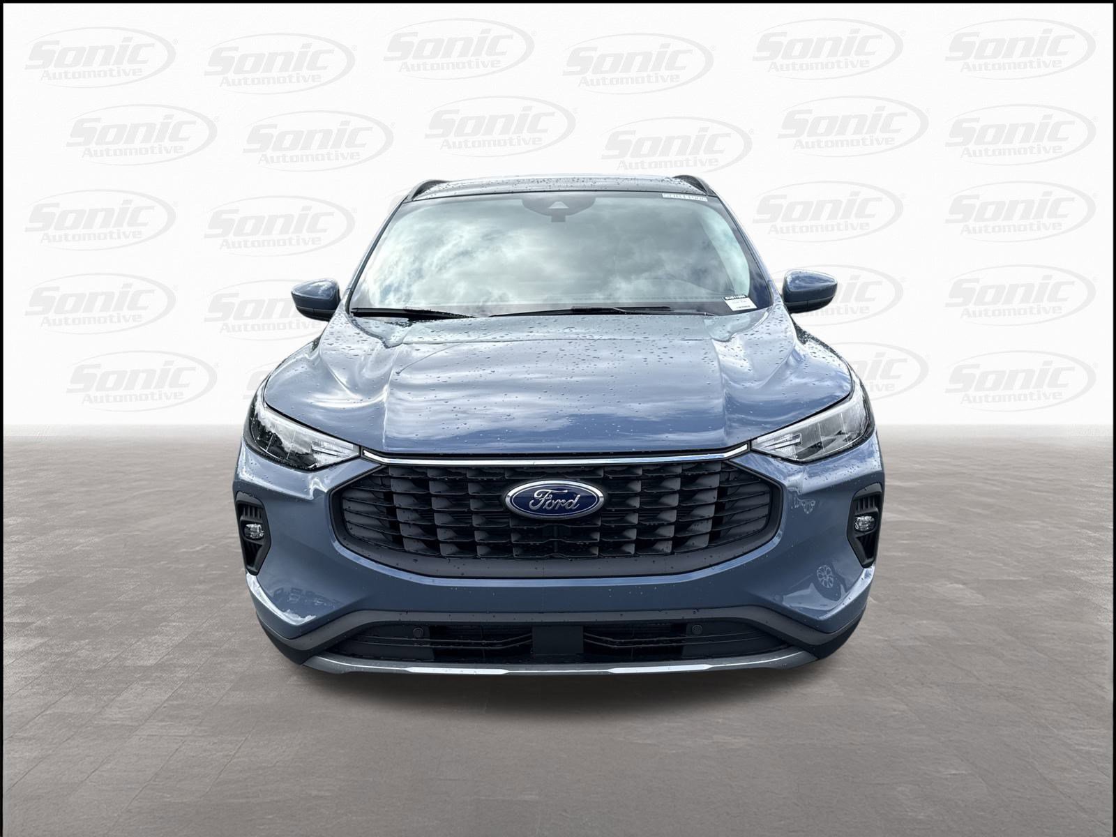 2025 Ford Escape photo 3