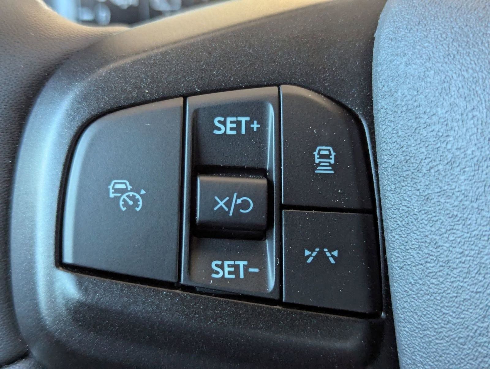 2025 Ford Mustang Mach-E GT - Photo 18